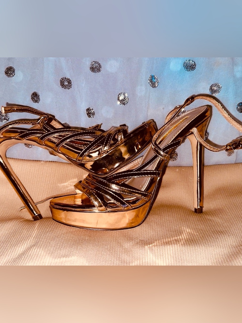 Gold High high Heels Liliana Platform heels size 7.5